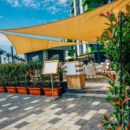 Sole Aparthotel Pool & Spa Mamaia Nord Năvodari Exterior foto